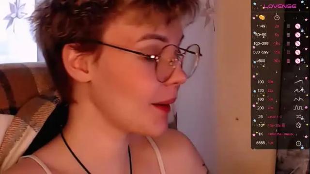 Image 8 of marilaass Stream on Chaturbate on 16 days ago
