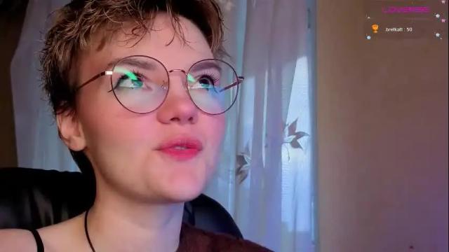 Image 7 of marilaass Stream on Chaturbate on 8 months ago