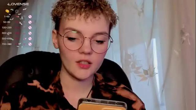 Image 11 of marilaass Stream on Chaturbate on 8 months ago