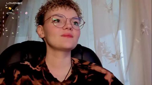 Image 12 of marilaass Stream on Chaturbate on 8 months ago