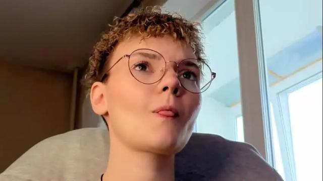 Image 12 of marilaass Stream on Chaturbate on 5 days ago