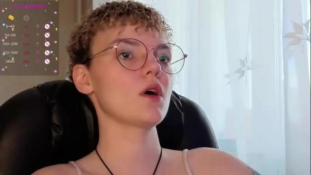 Image 10 of marilaass Stream on Chaturbate on 7 months ago