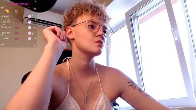 Image 11 of marilaass Stream on Chaturbate on 7 months ago