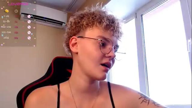 Image 8 of marilaass Stream on Chaturbate on 7 months ago
