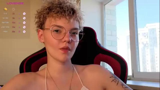 Image 12 of marilaass Stream on Chaturbate on 7 months ago