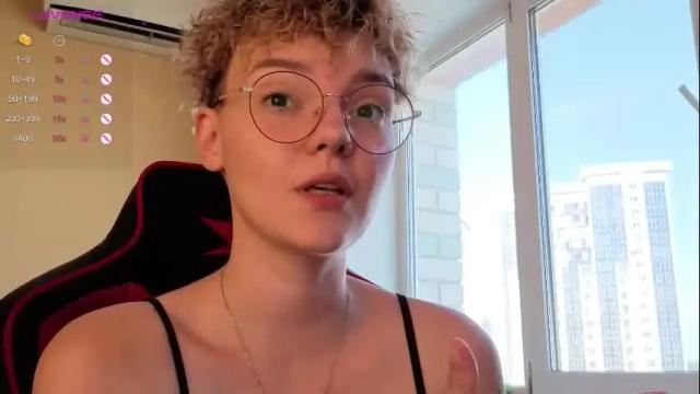 Image 4 of marilaass Stream on Chaturbate on 7 months ago