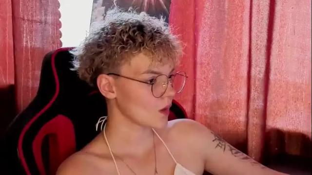 Image 4 of marilaass Stream on Chaturbate on 7 months ago