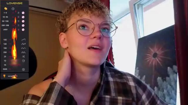 Image 2 of marilaass Stream on Chaturbate on 7 months ago