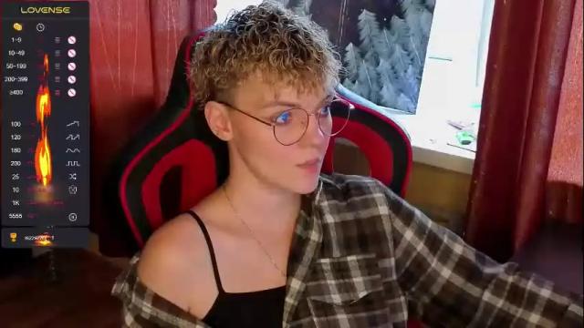 Image 3 of marilaass Stream on Chaturbate on 7 months ago