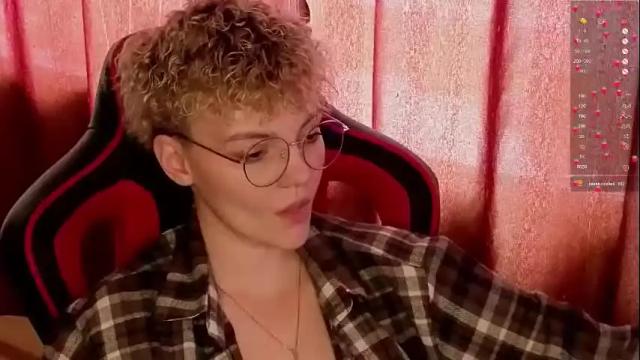 Image 7 of marilaass Stream on Chaturbate on 7 months ago