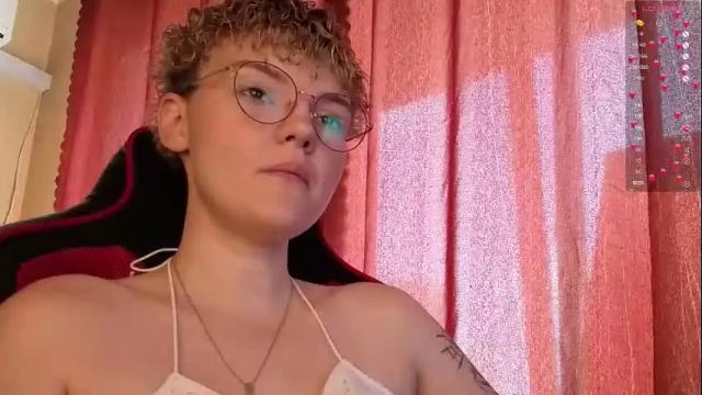 Image 2 of marilaass Stream on Chaturbate on 6 months ago