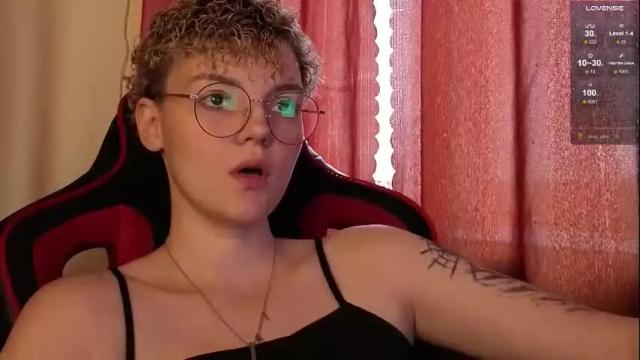 Image 8 of marilaass Stream on Chaturbate on 6 months ago