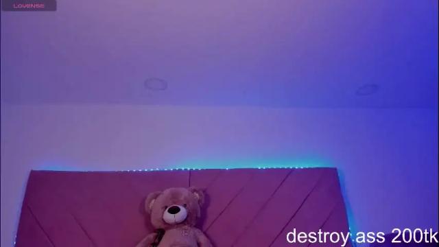 Image 2 of marily_daniela_ Stream on Chaturbate on 2 months ago