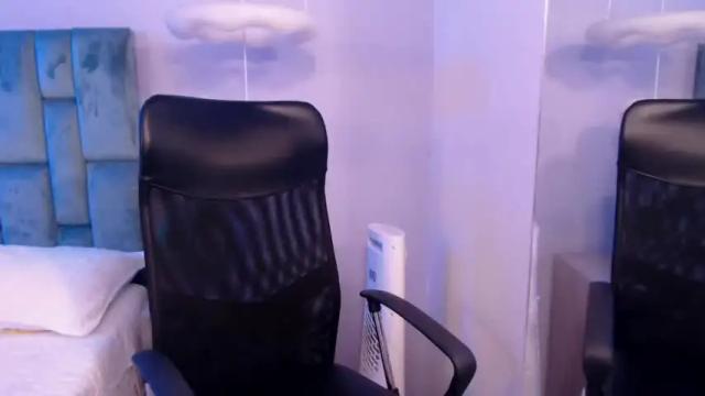 Image 11 of marilyn__m Stream on Chaturbate on 15 months ago