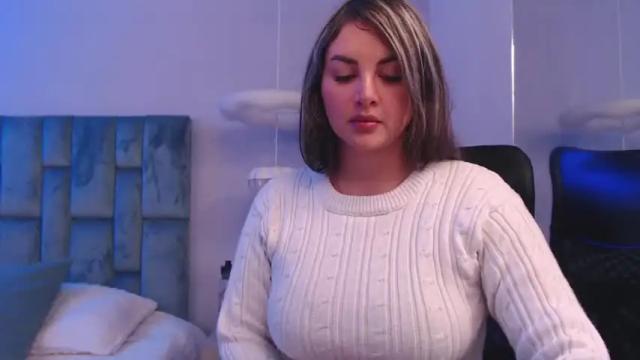 Image 10 of marilyn__m Stream on Chaturbate on 14 months ago