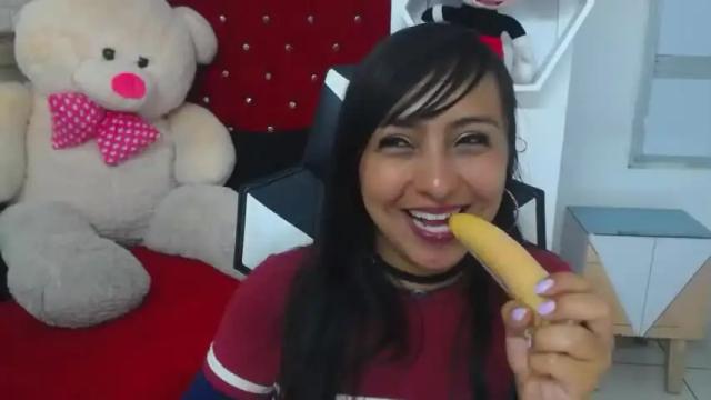 Image 3 of marilyn_cros Stream on Chaturbate on 17 months ago