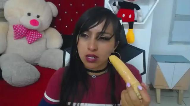 Image 4 of marilyn_cros Stream on Chaturbate on 17 months ago