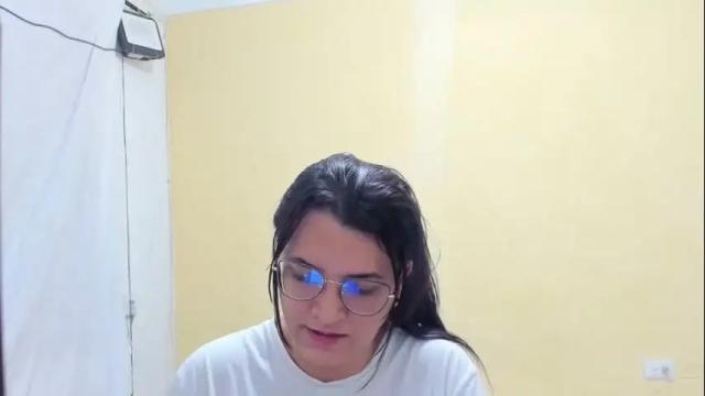 Image 6 of marilyn_garcia Stream on Chaturbate on 29 days ago