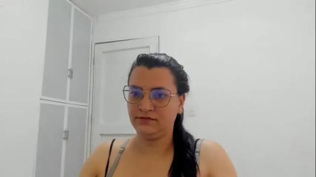 Image 4 of marilyn_garcia Stream on Chaturbate on 8 days ago