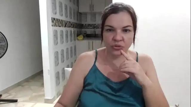 Image 12 of marilyndavies Stream on Chaturbate on 13 days ago