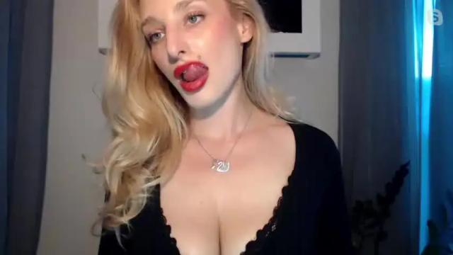 Image 4 of marilyndevilish Stream on Chaturbate on 14 months ago