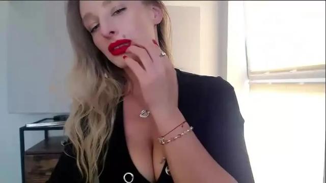 Image 6 of marilyndevilish Stream on Chaturbate on 13 days ago