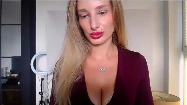 Image 3 of marilyndevilish Stream on Chaturbate on 2 months ago