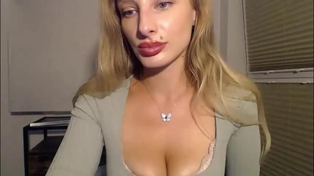 Image 12 of marilyndevilish Stream on Chaturbate on 2 months ago