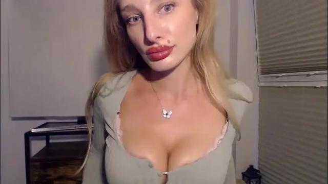 Image 4 of marilyndevilish Stream on Chaturbate on 2 months ago
