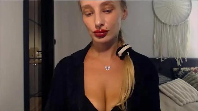 Image 10 of marilyndevilish Stream on Chaturbate on 1 month ago