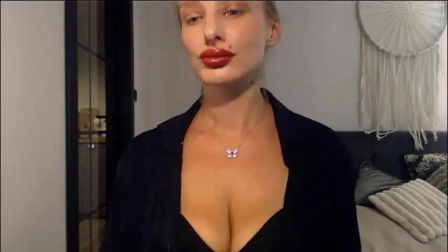 Image 7 of marilyndevilish Stream on Chaturbate on 1 month ago