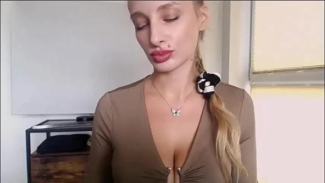 Image 10 of marilyndevilish Stream on Chaturbate on 1 month ago