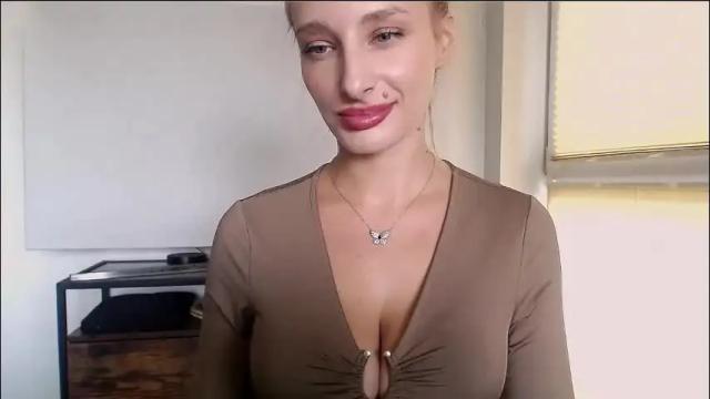 Image 4 of marilyndevilish Stream on Chaturbate on 1 month ago