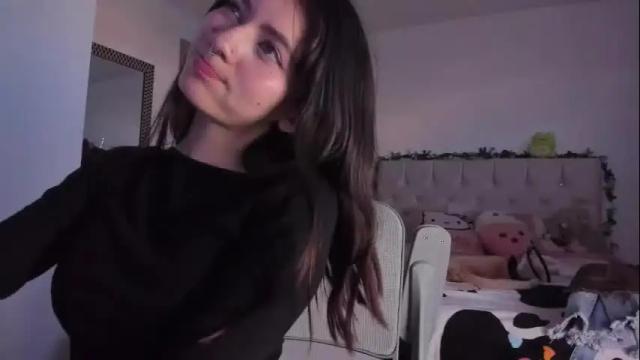 Image 2 of marin_kitoko Stream on Chaturbate on 2 months ago
