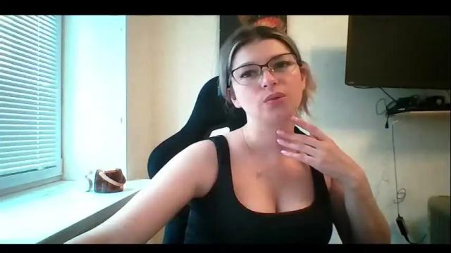 Image 6 of marina_xi Stream on Chaturbate on 1 month ago