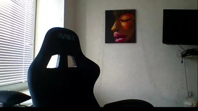 Image 6 of marina_xi Stream on Chaturbate on 1 month ago
