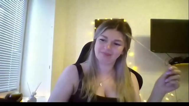Image 2 of marina_xi Stream on Chaturbate on 1 month ago
