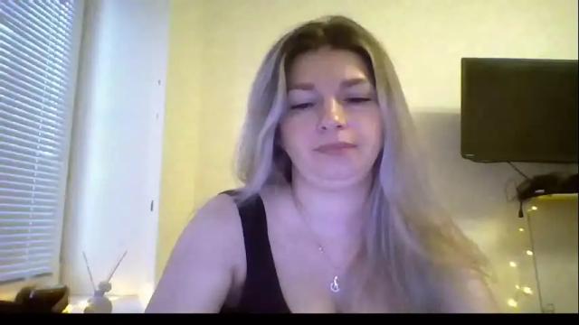 Image 6 of marina_xi Stream on Chaturbate on 1 month ago