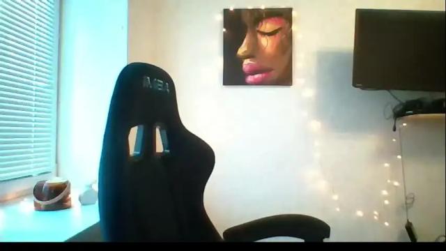 Image 11 of marina_xi Stream on Chaturbate on 1 month ago