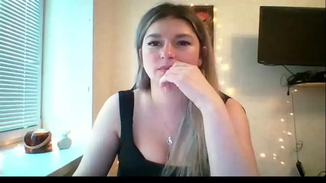 Image 12 of marina_xi Stream on Chaturbate on 1 month ago