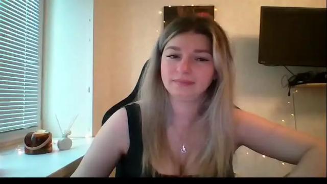 Image 7 of marina_xi Stream on Chaturbate on 1 month ago