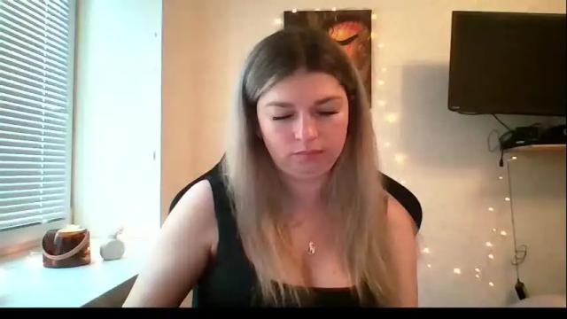 Image 8 of marina_xi Stream on Chaturbate on 1 month ago