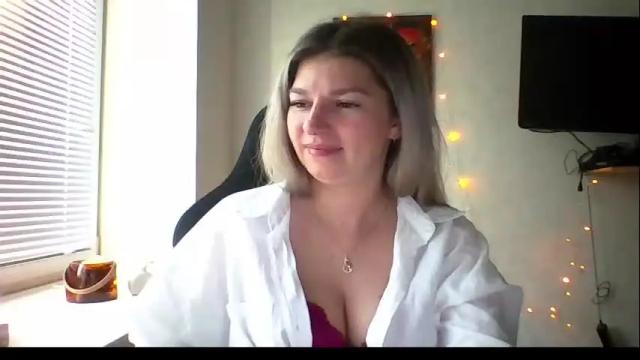 Image 3 of marina_xi Stream on Chaturbate on 1 month ago