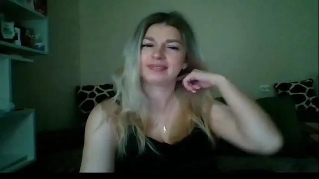 Image 10 of marina_xi Stream on Chaturbate on 17 days ago