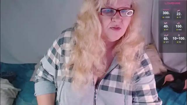 Thumbnail 1, marinaabysss's Stream at Chaturbate, 1 month ago