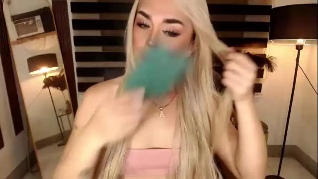 Image 8 of marinamorets Stream on Chaturbate on 1 month ago