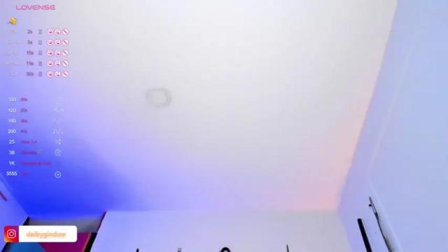 Image 10 of marinelaveau Stream on Chaturbate on 13 months ago