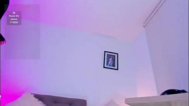 Image 6 of marinelaveau Stream on Chaturbate on 1 month ago