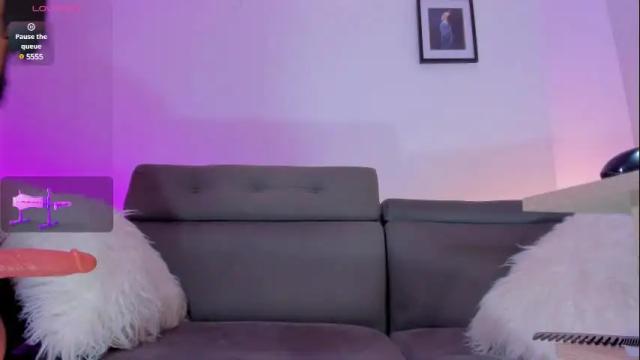 Image 6 of marinelaveau Stream on Chaturbate on 1 month ago
