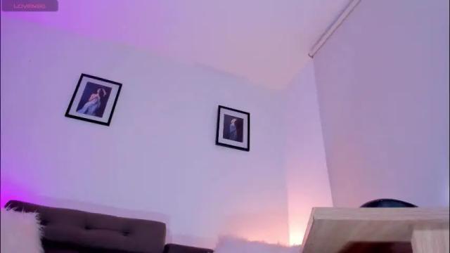 Image 3 of marinelaveau Stream on Chaturbate on 1 month ago